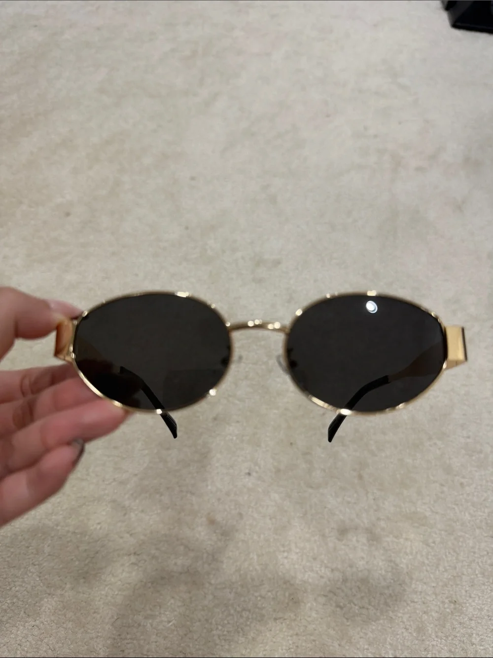N/A stylish women